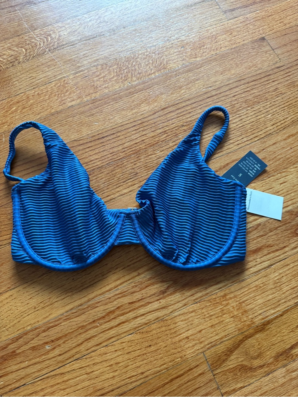 NWT Abercrombie & Fitch Bikini Top Sz Small Curve Love Blue Underwire $55 Swim